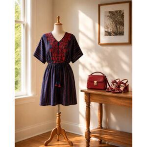 Embroidered Boho Mini Dress Navy & Red Casual Indie Peasant Size Medium EVELYN